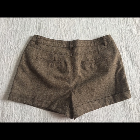 Cache Cache Wool Shorts with Studded Pockets NWT - Picture 2 of 5